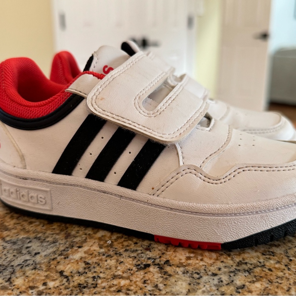 Adidas Little Boys' 9.5 White and Black Sneakers with Red Accents